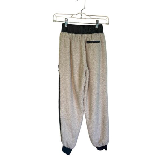 Fabletics Alaska Fleece Jogger Tusk/Black Womens Winter Athletic Pants Size XXS - Picture 5 of 8
